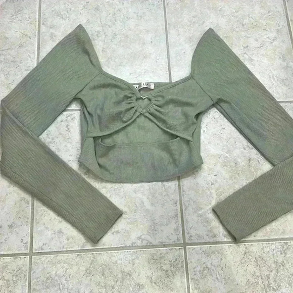 Heart top - Picture 1 of 2